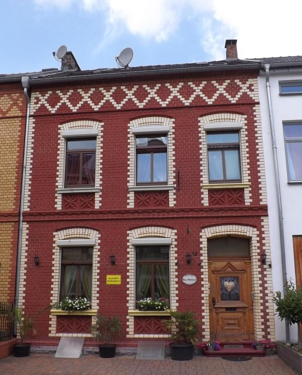 Boardinghouse Castell Gasthof 2*